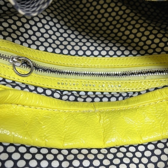 Marc by Marc Jacobs Yellow Patent Leather Turnlock Flap Crossbody Hobo Bag - Picture 12 of 14